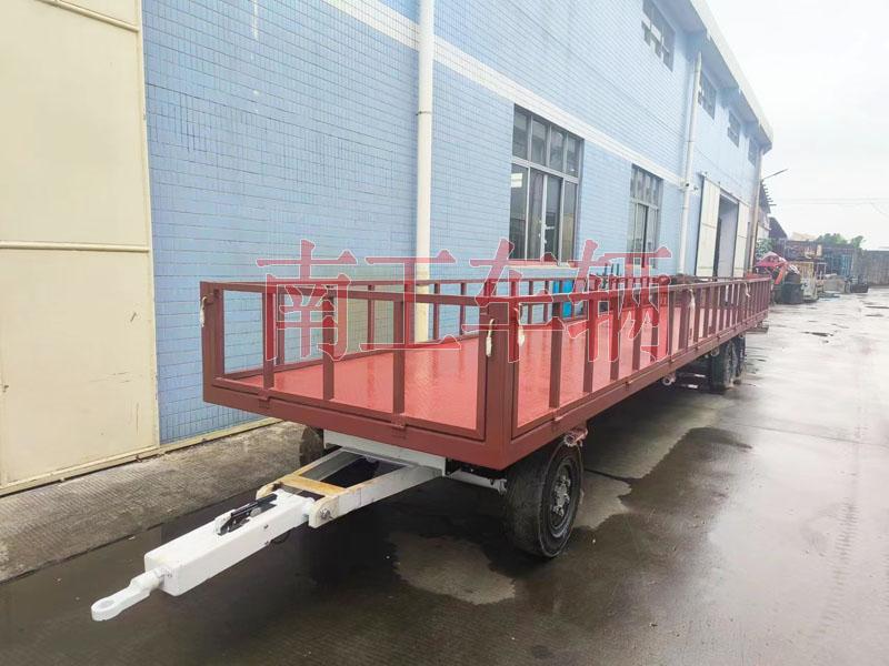 7吨wxc万象城（中国）首页官方网站牵引工具拖车 带护栏减震刹车功能拖车