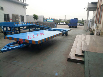 15吨可伸缩型wxc万象城（中国）首页官方网站3I.jpg
