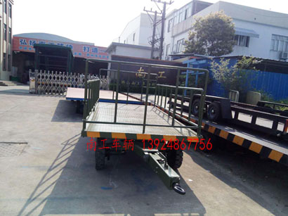 军绿色5吨护栏式wxc万象城（中国）首页官方网站3I.jpg