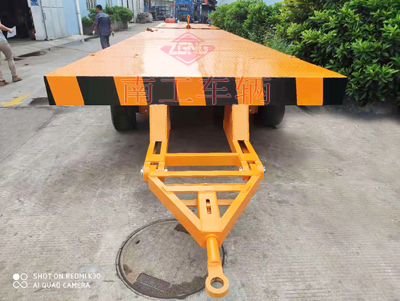 30吨重型wxc万象城（中国）首页官方网站带四个转盘1I.jpg